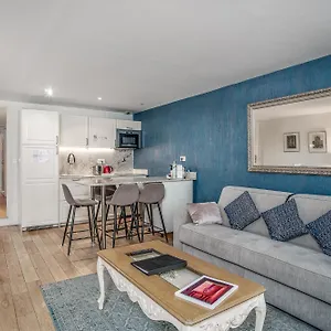 Du Louvre St Honoré Apartamento